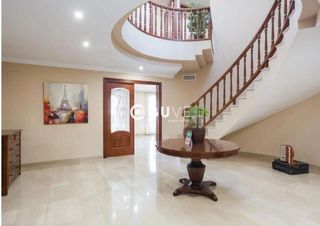 Casa  Jaume i. Amplia vivienda de 562 m con 7 habitaciones, 3 terrazas y ascens