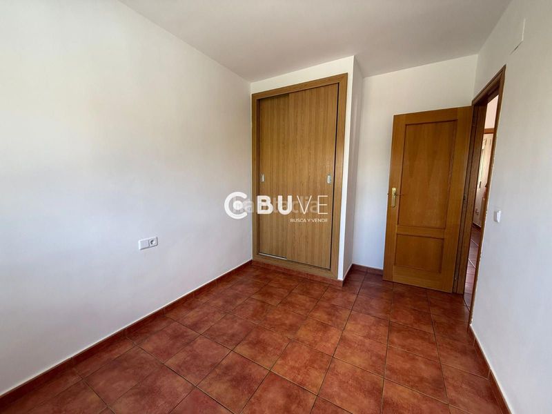 Foto 4a460fdf-d3a3-472a-b58a-3b639d291e24. Xalet amb calefacció aparcament piscina a Las Pedrizas Chiva