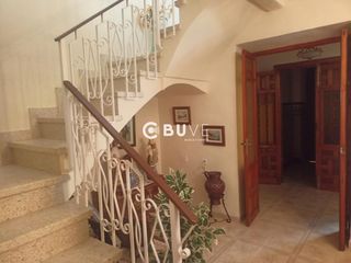 Maison  Carreteros. Se  vende amplia casa en venta en el centro de mollina!