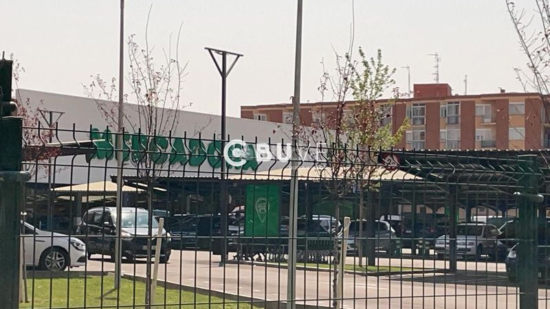 Foto 1bf0ba0c-838c-4fe9-8b36-5233a6accf2e. Oficina vendo oficina piso en paseo arca real reformado completamente y para que tu lo estrenes. en Valladolid