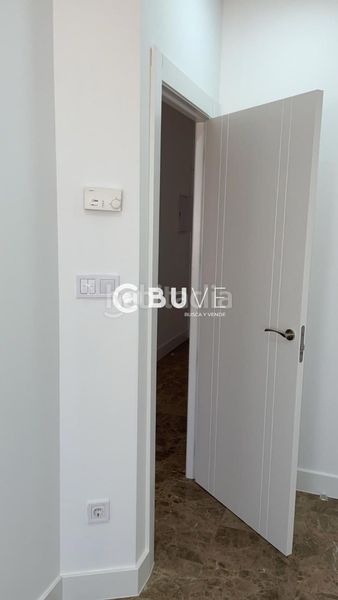Foto 657d0add-39aa-4439-aaa3-fc59ea0ba309. Oficina vendo oficina piso en paseo arca real reformado completamente y para que tu lo estrenes. en Valladolid