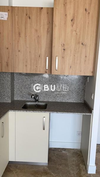 Foto a21aaf0f-cf9f-4352-b5fe-63ace9dccbcc. Oficina vendo oficina piso en paseo arca real reformado completamente y para que tu lo estrenes. en Valladolid