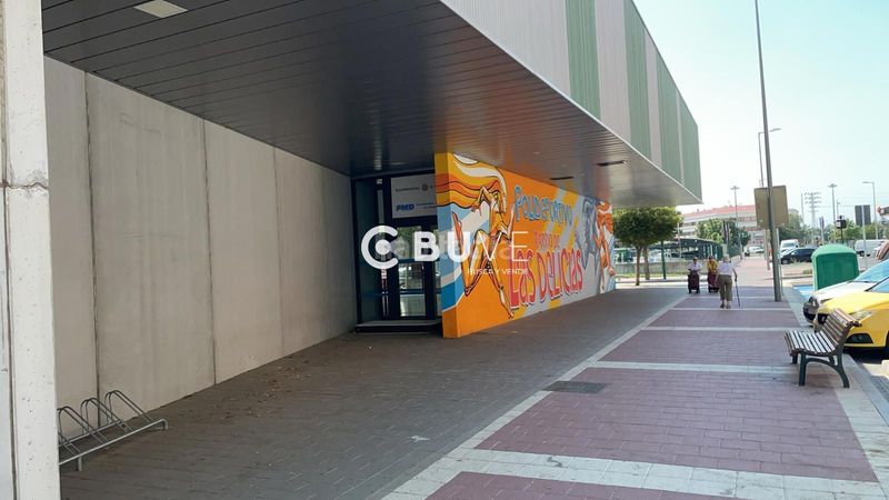 Foto f707f7e0-a3dc-4626-9af7-91ec2026b9ed. Oficina vendo oficina piso en paseo arca real reformado completamente y para que tu lo estrenes. en Valladolid