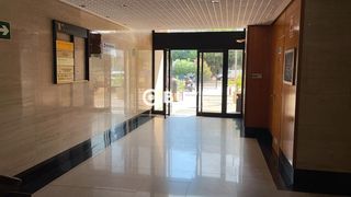 Büro  Arco ladrillo. Vendo oficina piso en paseo arca real reformado completamente y