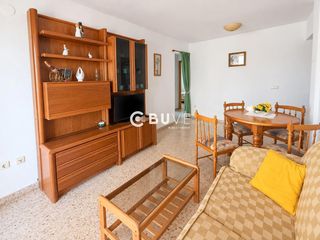 Appartement  Valldigna. Piso en segunda línea de playa con garaje y piscina.