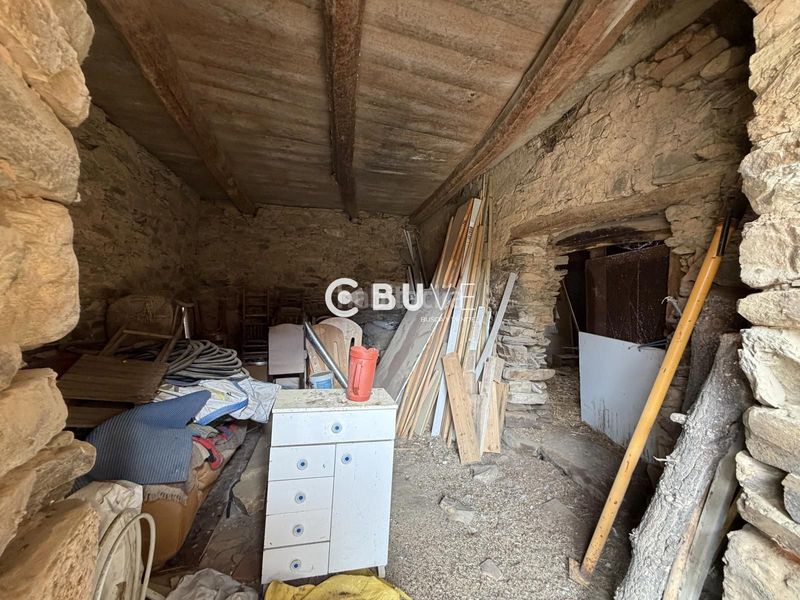 Foto c7b01100-4e29-4385-bd42-44b696983094. Casa amb calefacció aparcament a Valderrey