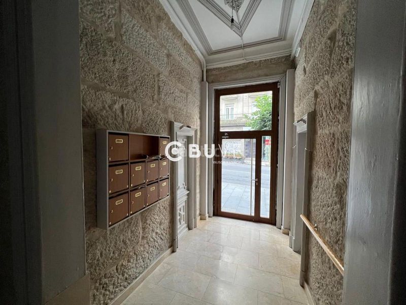 Foto a27c3a17-a76f-417d-9d1a-2cffb507db65. Pis a Centro - Areal Vigo