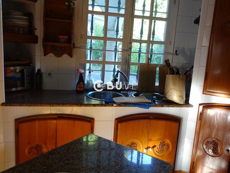 Foto 0ff3a149-6636-4ab8-995a-206fd48c097e. Casa amb aparcament a Teo