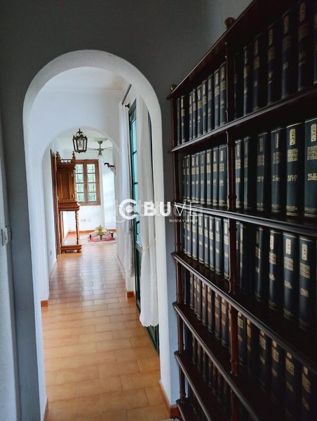 Foto 175dd28a-96c1-4e74-b514-6da1625edfb3. Casa amb aparcament a Teo