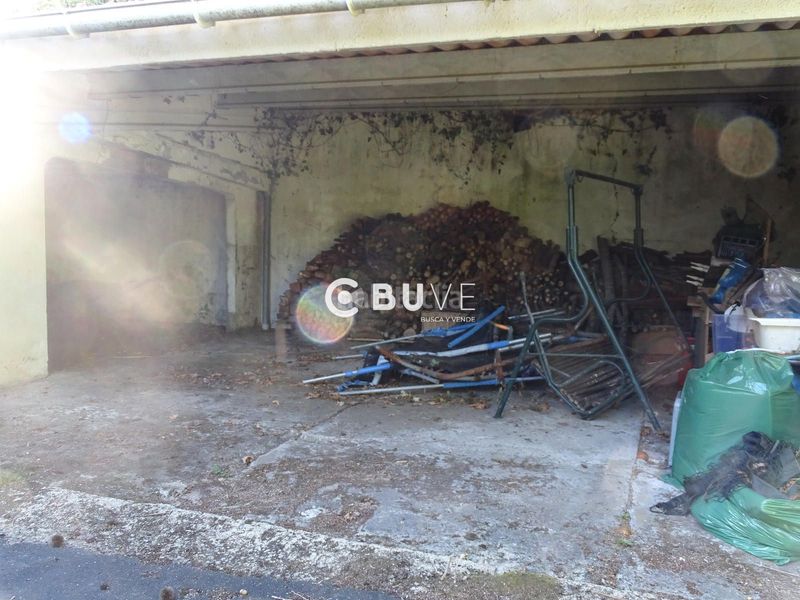 Foto 1c57d757-e728-4ba6-86f8-b7586f15f8ec. Casa amb aparcament a Teo