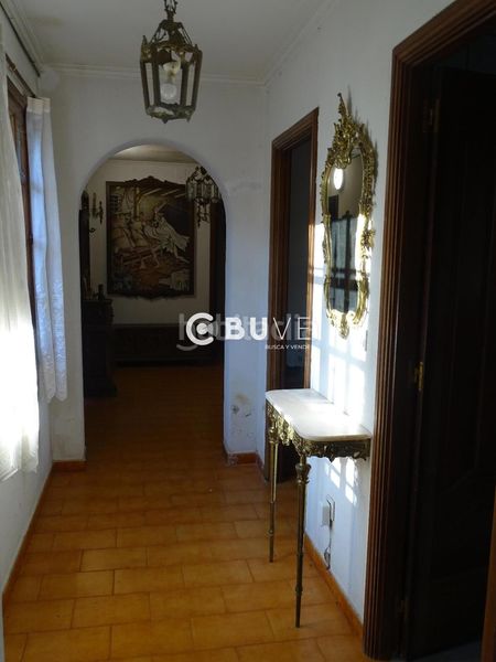 Foto 50b37fea-08d9-453e-8ae7-6658f3f74129. Casa amb aparcament a Teo