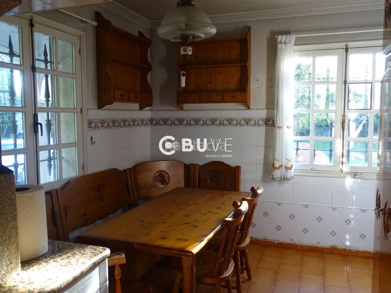 Foto 5af9953f-e941-4058-83ad-e985e202858c. Casa amb aparcament a Teo