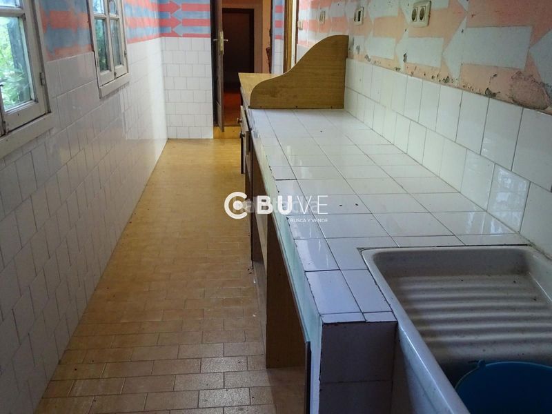 Foto 5f90f324-17bb-454c-9c84-f8bf00103f7c. Casa amb aparcament a Teo