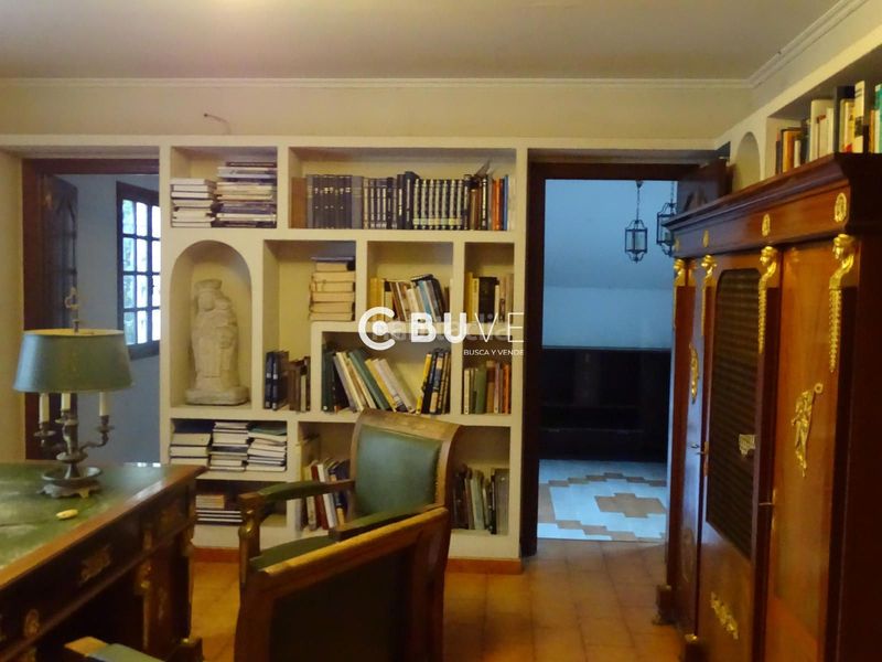 Foto 8efd0395-4df2-4104-beb0-e0edafb142b4. Casa amb aparcament a Teo