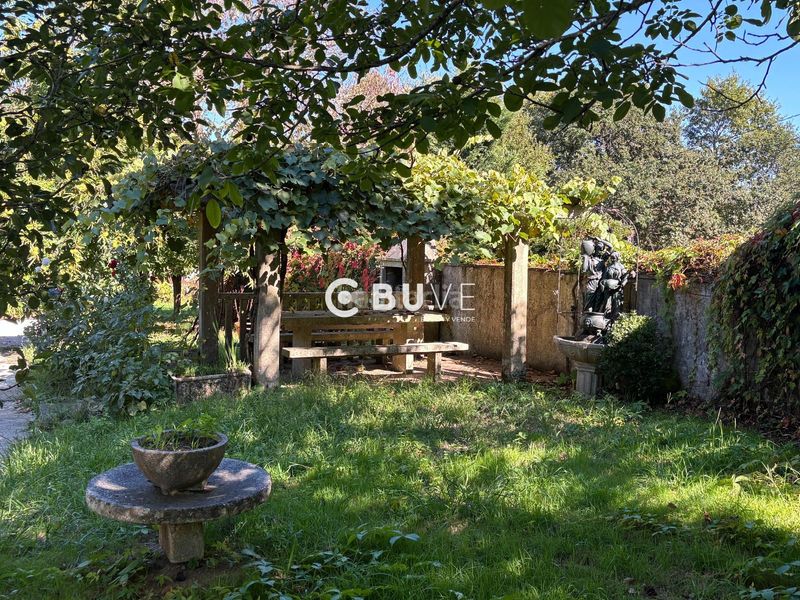 Foto 926565c1-adae-436a-b8f8-3b31554d3de1. Casa amb aparcament a Teo