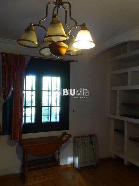 Foto ba7dcec3-6b09-4d6d-8590-751973f50529. Casa amb aparcament a Teo