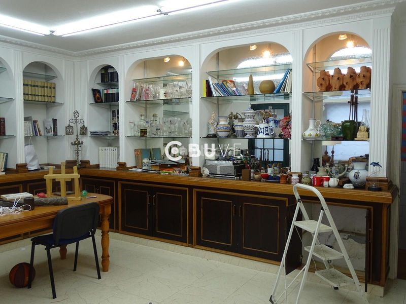 Foto bc6b6e0b-e866-4d36-8036-1590a880f642. Casa amb aparcament a Teo