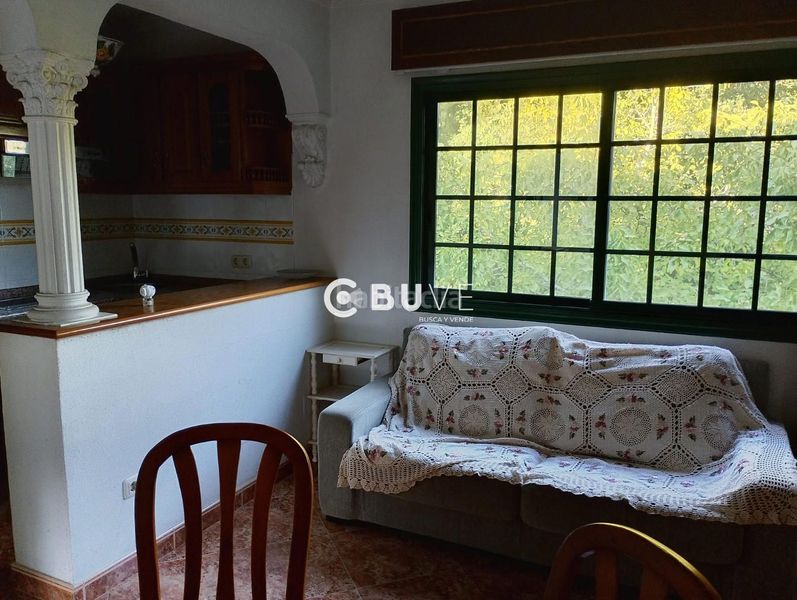 Foto c0c5ebf7-b3a4-4325-9c0c-f865aee8ad0e. Casa amb aparcament a Teo