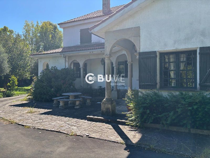 Foto dbb2522d-19e6-4c10-8803-e601ac600839. Casa amb aparcament a Teo