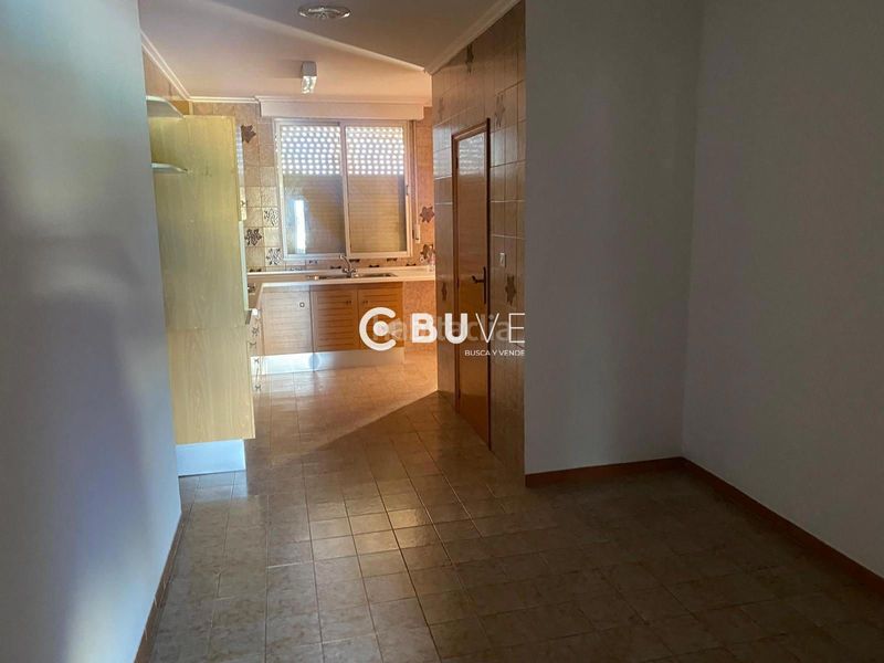 Foto cdf90412-8629-4e22-b122-d481d9c035cf. Edificio in Verger (el)