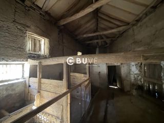 Casa  Crr valdesogo km 20. Se  vende casa en villaturiel