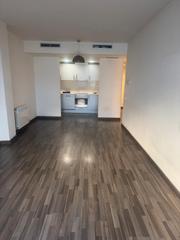 Pis  Carrer d'alfons iv. Piso seminuevo en venta