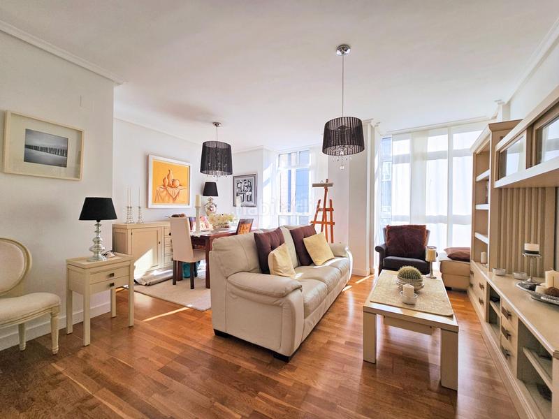 Foto 45fd4cdb-d64b-43e2-b21b-1aa2df67c9c7. Appartamento con parcheggio in Casco Antiguo Cartagena