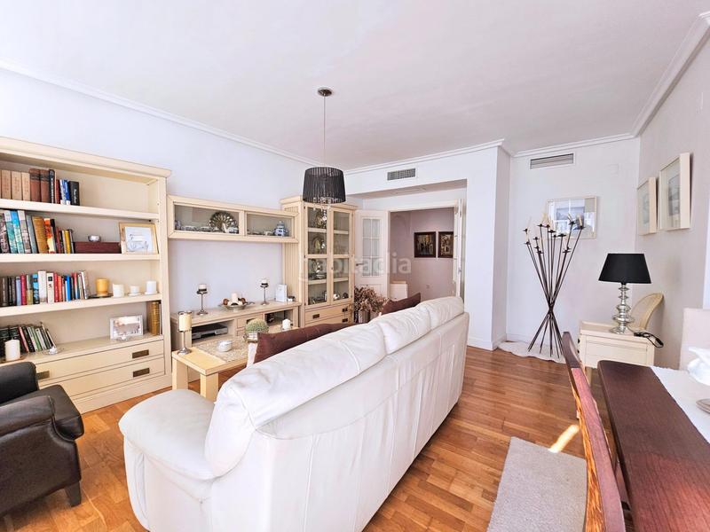 Foto 63d6cee4-b351-421c-8f07-146b53ff8cb1. Appartamento con parcheggio in Casco Antiguo Cartagena