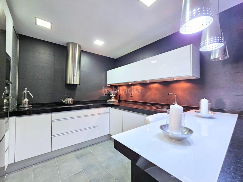 Foto 89828240-8d6d-45d4-bfd7-8bc1d67051a3. Appartamento con parcheggio in Casco Antiguo Cartagena