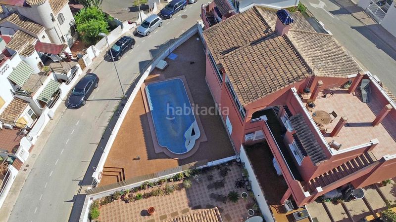 Foto f6936cdd-0aca-4934-b4ff-e73c9f1dbce3. Casa adossada amb aparcament piscina a Los Urrutias Cartagena