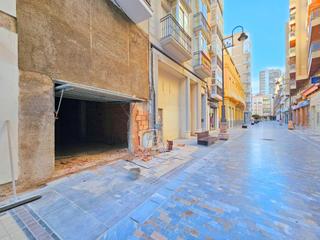 Miete Geschäftsraum in Casco Antiguo. Bajo comercial con salida de humos