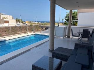 Location Chalet à Cortes-Huertas. Alquiler a partir del 16 de agosto