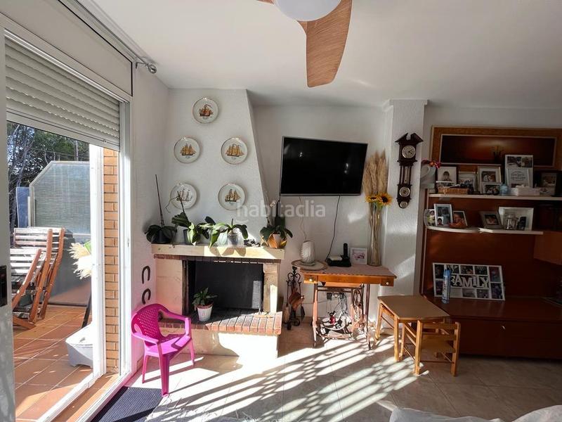 Foto fec9f70c-0a08-4f3f-87bb-b4f643dd0ad6. Maison jumelée avec parking piscine dans Els Munts Torredembarra