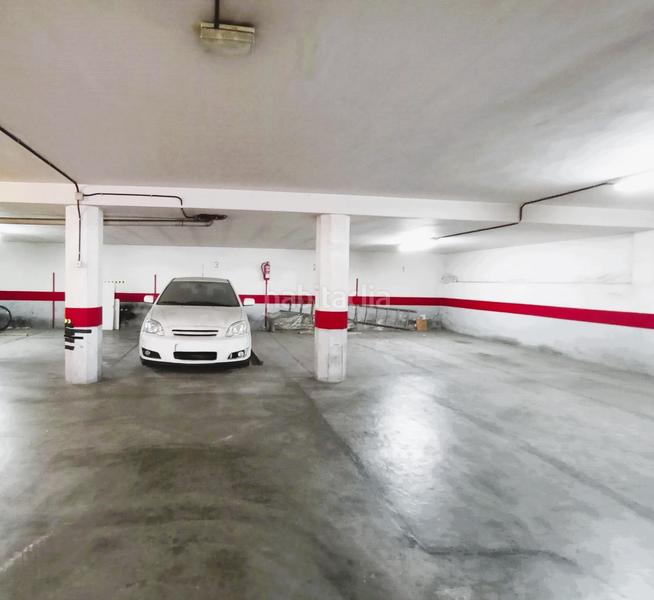 Foto 39658276-281b-49b9-a4a9-13030240dfee. Parking voiture dans calle baix camp 15 dans Centre Vendrell (El)