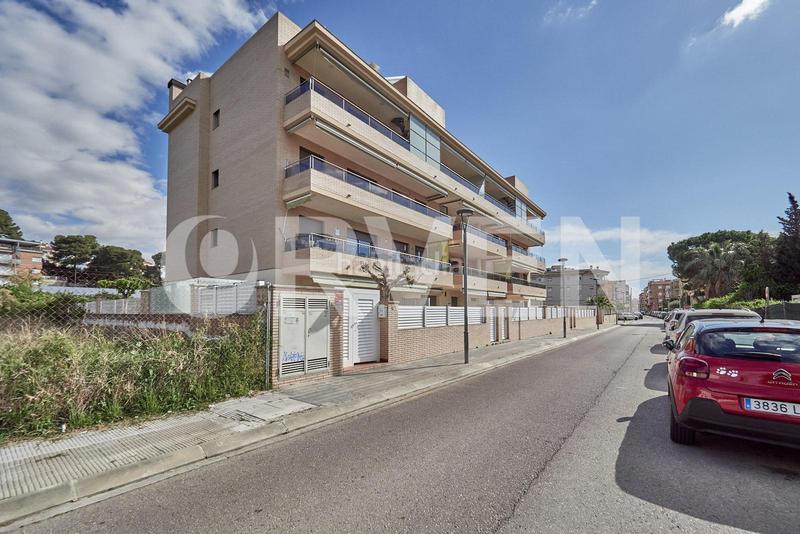 Foto b6fa5bfb-0747-4385-b153-c1696d2a4567. Appartamento con riscaldamento parcheggio piscina in Vendrell (El)