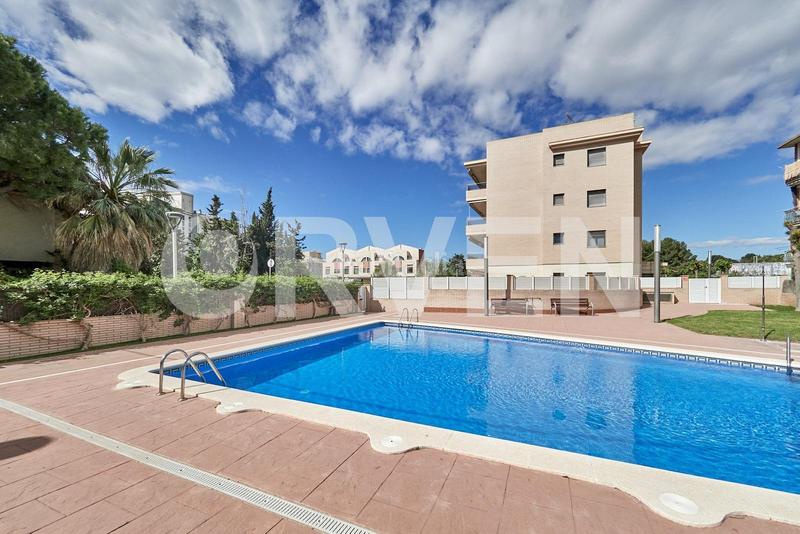 Foto eb150ce3-daef-4a16-9668-21e4a8971c7b. Appartamento con riscaldamento parcheggio piscina in Vendrell (El)
