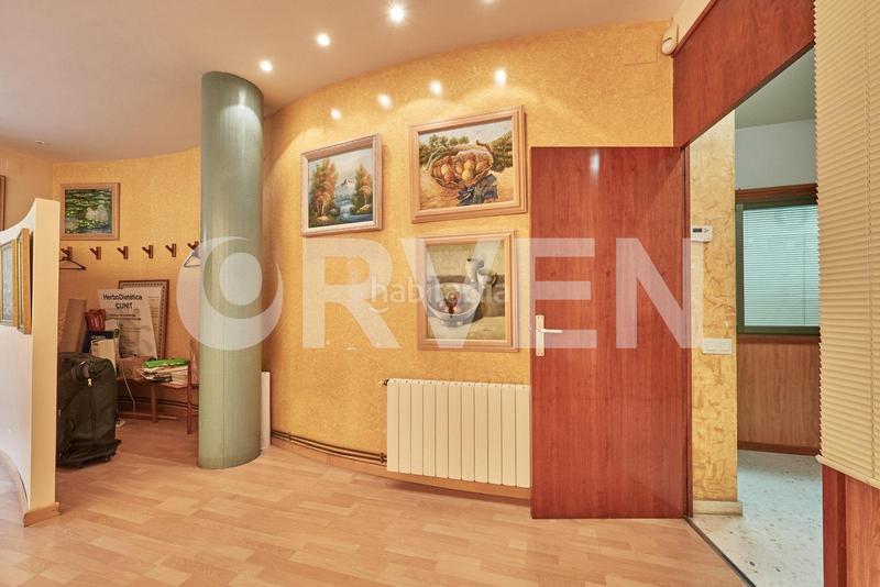 Foto a5ef88fa-a12a-4afa-8f5a-8f400e0a3567. Lloguer local comercial a Nucli Antic Cunit