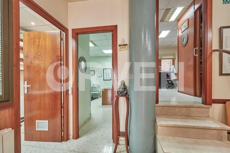 Foto b39b9675-4442-4590-8082-ae4b69c9cc16. Lloguer local comercial a Nucli Antic Cunit