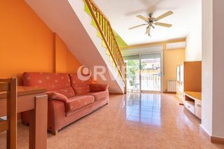 Penthouse  Carrer sant isidre. Espectacular ático dúplex en el centro de roda de berà