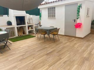 Casa adossada a Marítima Nord