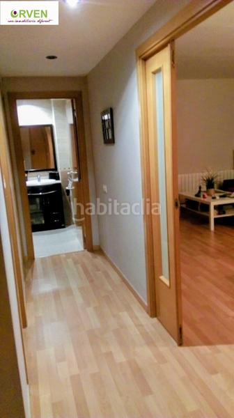 Foto ab395b83-8973-46bb-9c49-7512b2cd1208. Planta baixa amb calefacció aparcament a Centre Vendrell (El)