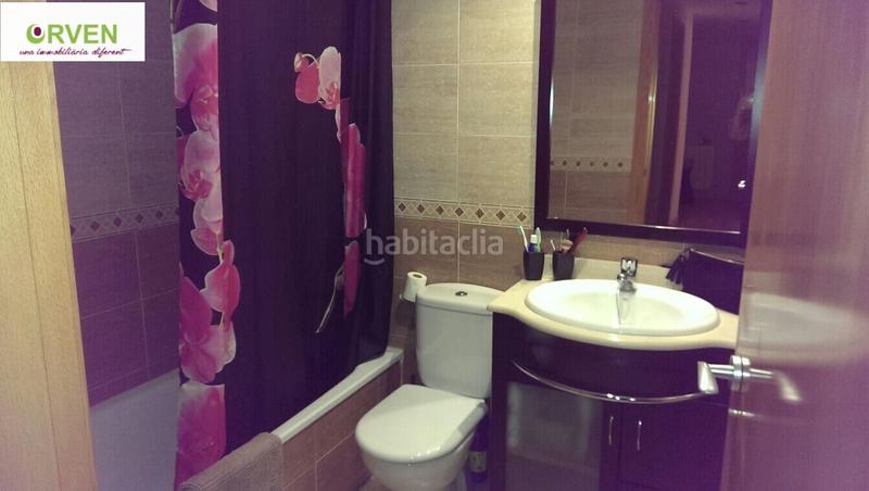 Foto f707295a-5bf8-4beb-adcd-e49a602d6150. Planta baixa amb calefacció aparcament a Centre Vendrell (El)