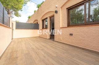 Ground floor in Calle de Bèlgica