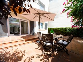 Planta baixa a Bonavista. Amplia planta baja reformada en el vendrell sector sanatori