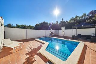 Semi detached house in Albinyana. Adosado en albinyana  urb. bonaterra