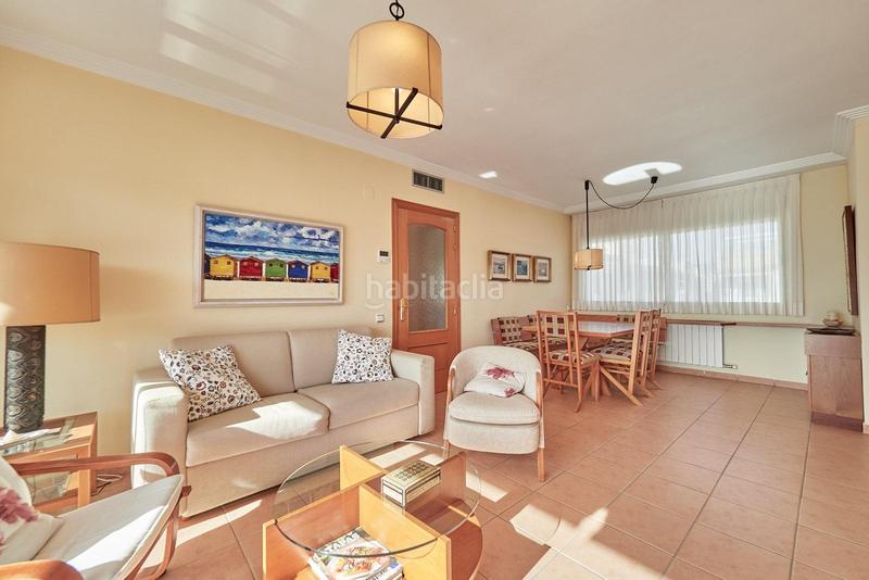 Foto 863c3833-5e57-4d08-856d-d968fb419012. Àtic amb aparcament piscina a L´Estany Calafell