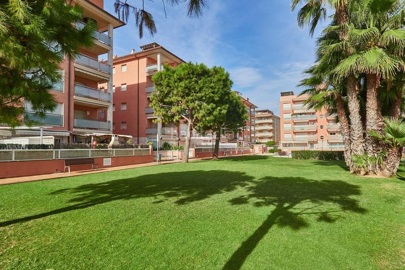 Foto 92d7cde3-ec0c-4cc4-bc0a-f9151943e0f9. Àtic amb aparcament piscina a L´Estany Calafell