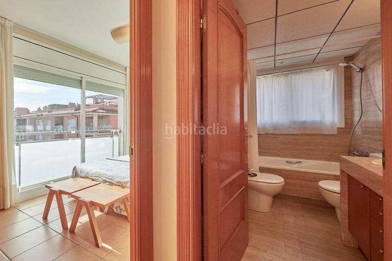 Foto bf1d1cf7-4f72-4f01-b574-c45a64f68288. Àtic amb aparcament piscina a L´Estany Calafell