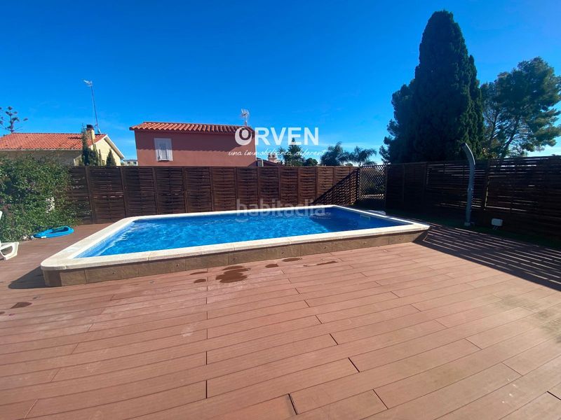 Foto 2314c509-eda5-4bc5-aebc-847206618d4f. Xalet amb aparcament piscina a Cunit residencial Cunit