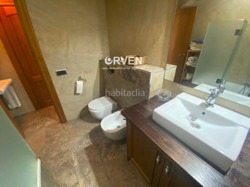 Foto 423891fb-f2de-4162-a5cd-0ad16483c559. Xalet amb aparcament piscina a Cunit residencial Cunit